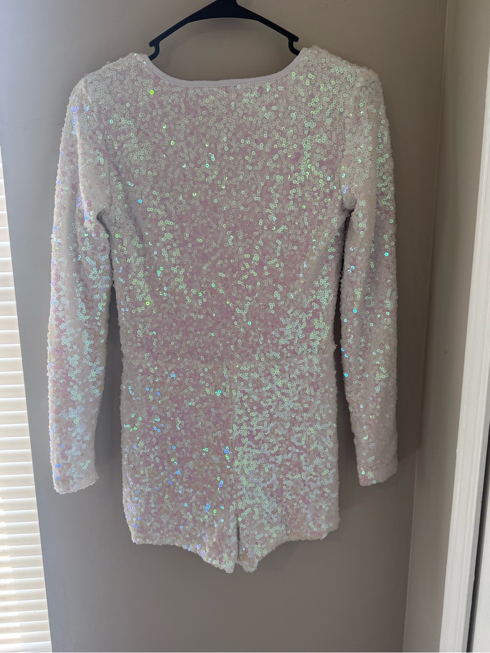 Spirit Halloween Iridescent White Sequin Romper Costume Long Sleeve S - Picture 3 of 4